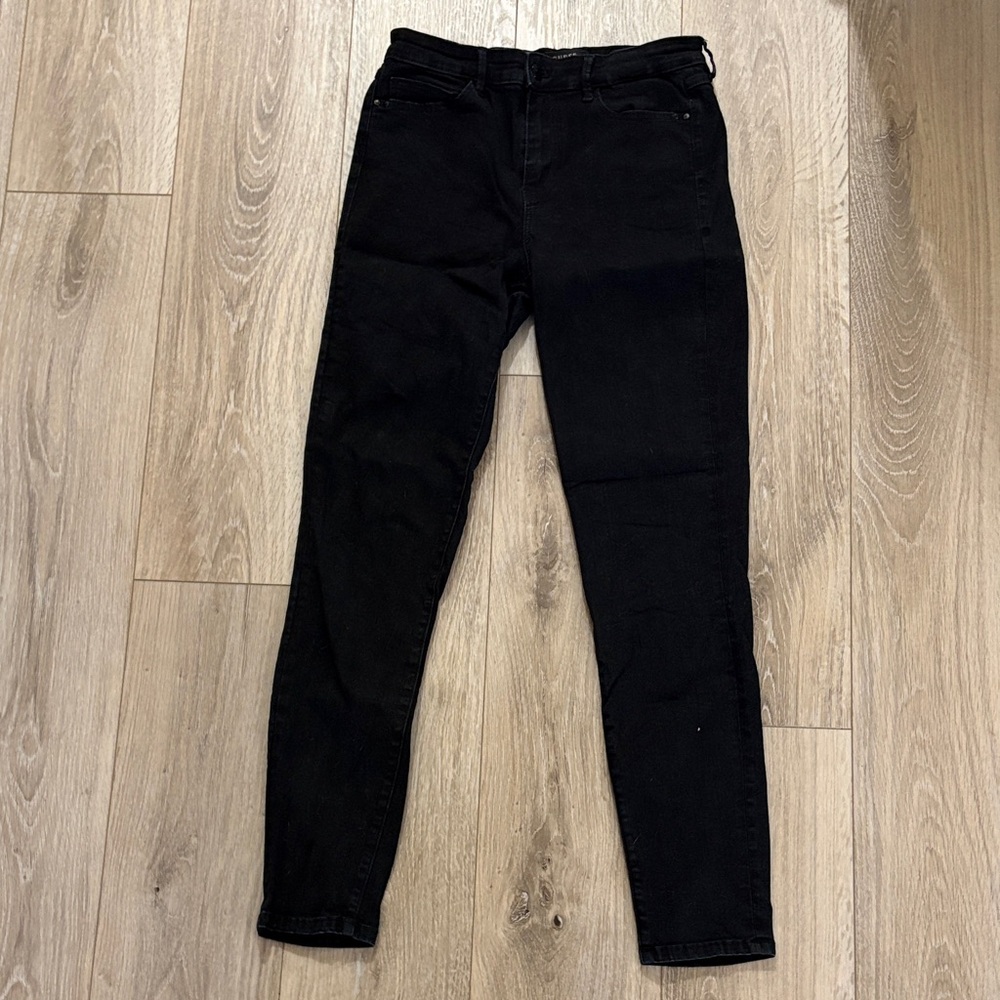 Guess Black Women's Skinny Jeans